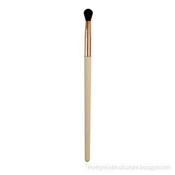 Tapered Eye Blender Brush